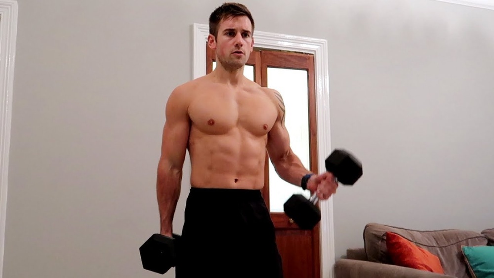 How to Build Muscle Using Dumbbells