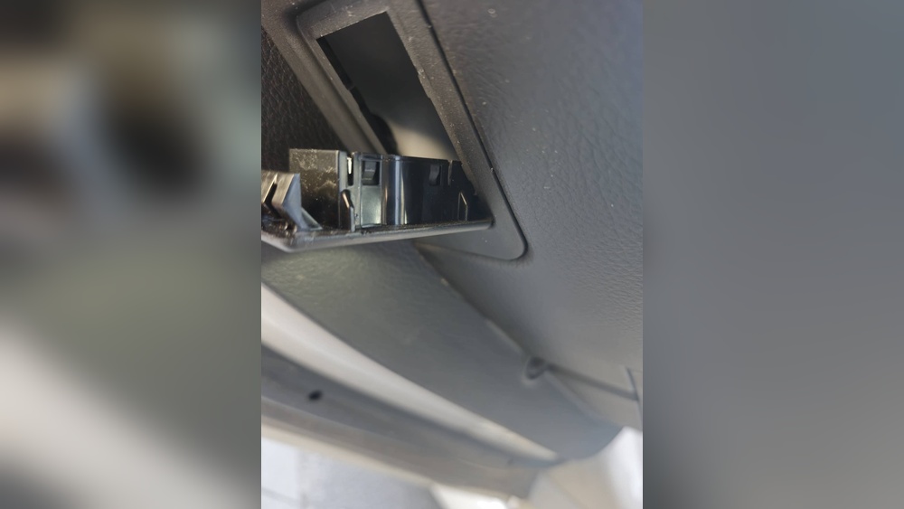 Can a Glove Box Break by Itself