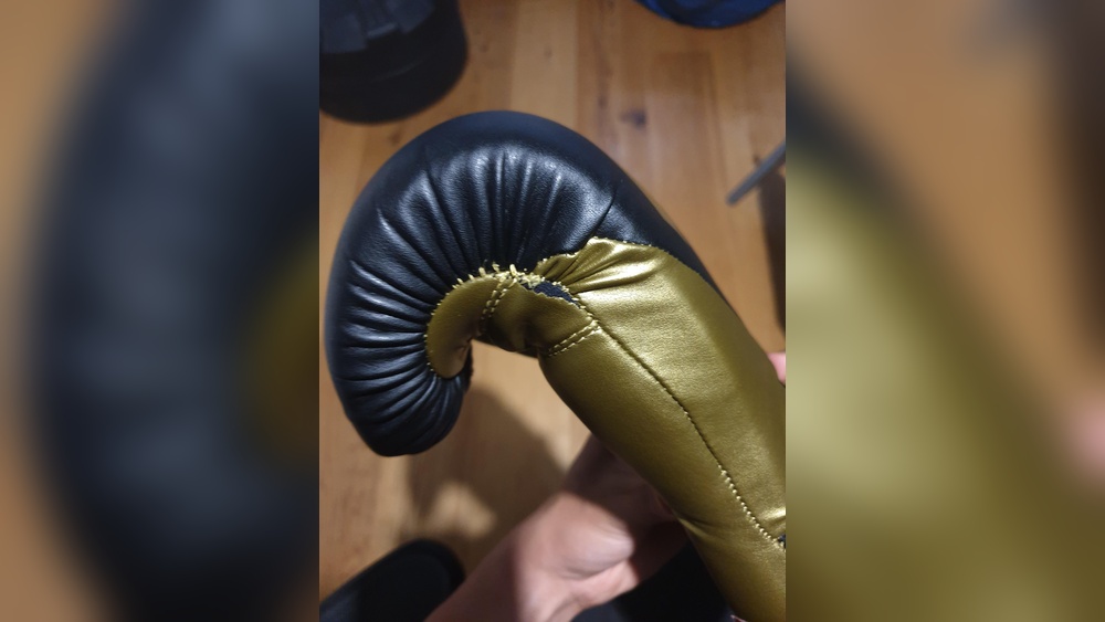 How Do Boxing Gloves Rip