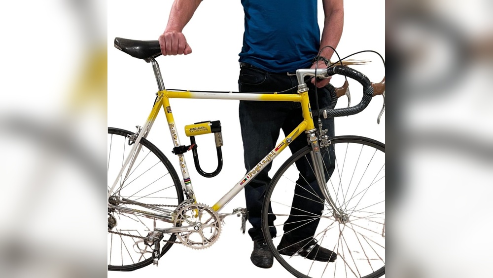 How to Attach a U Lock to Your Bike