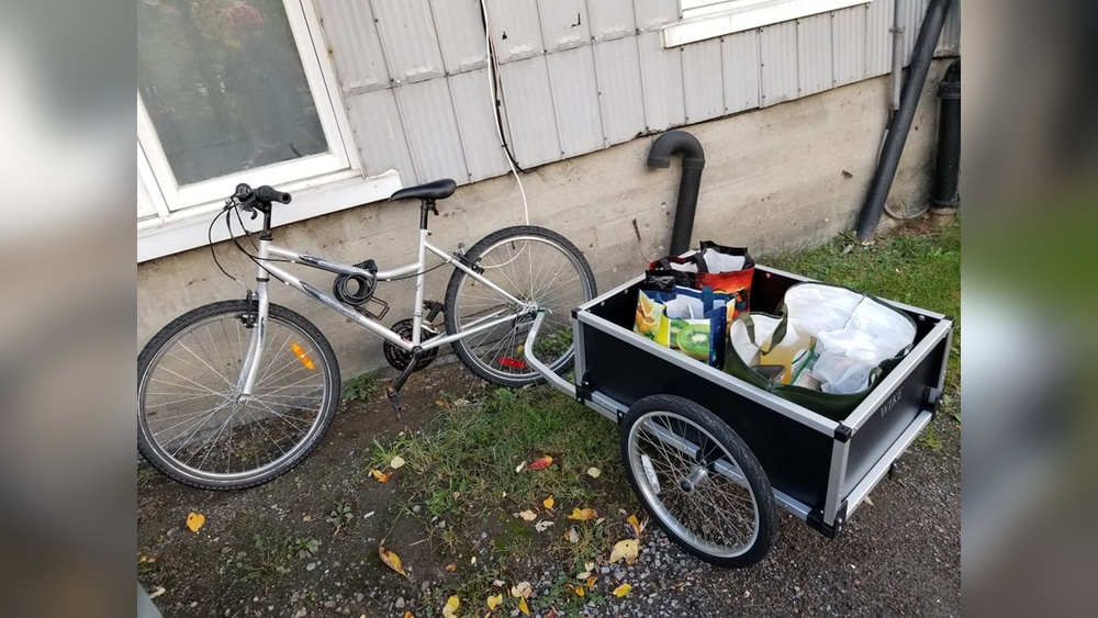 How to Lock a Trailer Bike