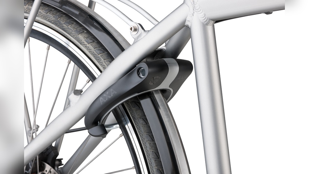 How to Lock Rear Wheel on Bike