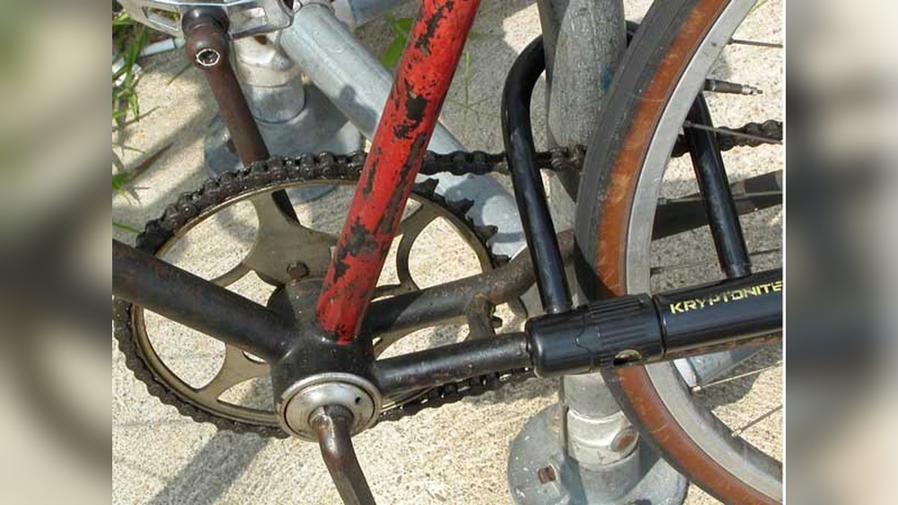 How to Lock Up a Bike by Sheldon Brown